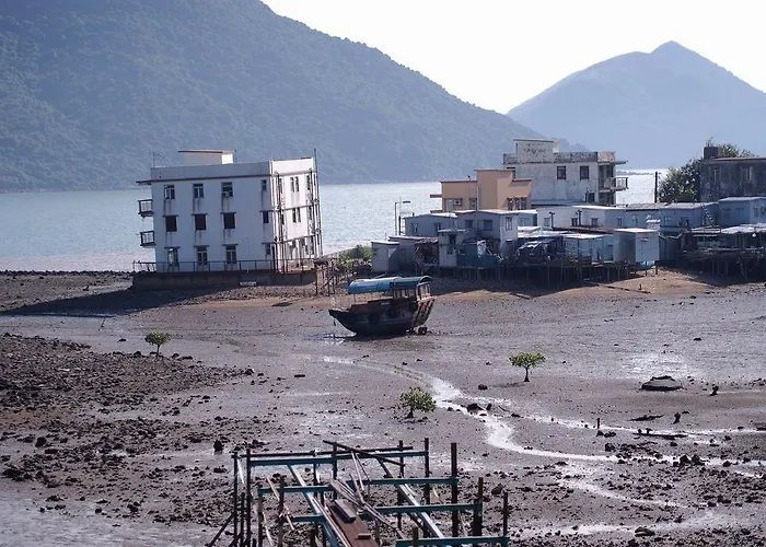 Tai O Inn, By The Sea